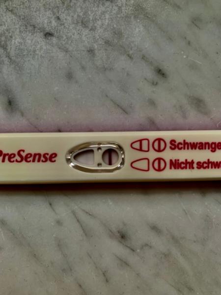 Bild zu Es+12 🥰 Nachmittags Urin. - Kinderwunsch - was tun, um schwanger zu werden?