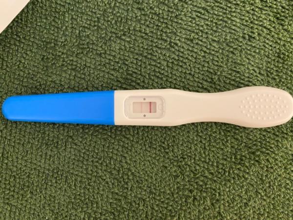 Bild zu Ovulationstests schlagen schnell um - Kinderwunsch - was tun, um schwanger zu werden?