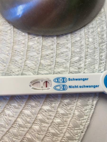 Bild zu Verwirrt - Kinderwunsch - was tun, um schwanger zu werden?