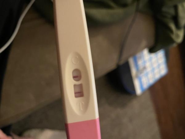 Bild zu Ein SST test positiv und die anderen nur noch Negativ - Kinderwunsch - was tun, um schwanger zu werden?