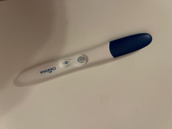Bild zu Clearblue Frühtest positiv! - Kinderwunsch - was tun, um schwanger zu werden?