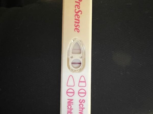 Bild zu Falsch positiv? - Kinderwunsch - was tun, um schwanger zu werden?