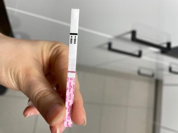 Bild zu Schwache Linie Schwangerschaftstest - Kinderwunsch - was tun, um schwanger zu werden?