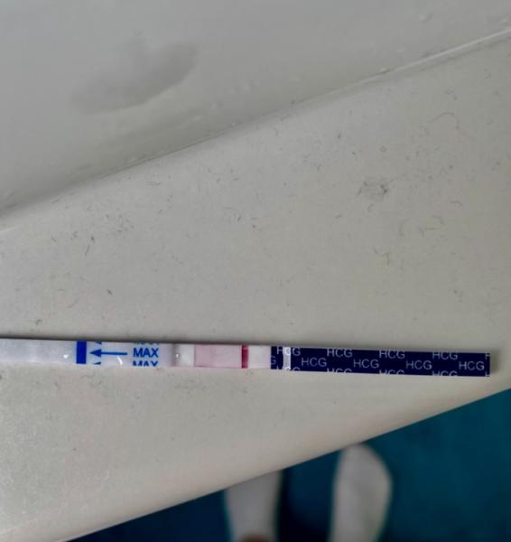 Bild zu Hilfe, positiv? - Kinderwunsch - was tun, um schwanger zu werden?