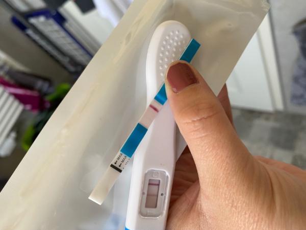 Bild zu Ovulationstest fett positiv, Sst schwach positiv - Kinderwunsch - was tun, um schwanger zu werden?