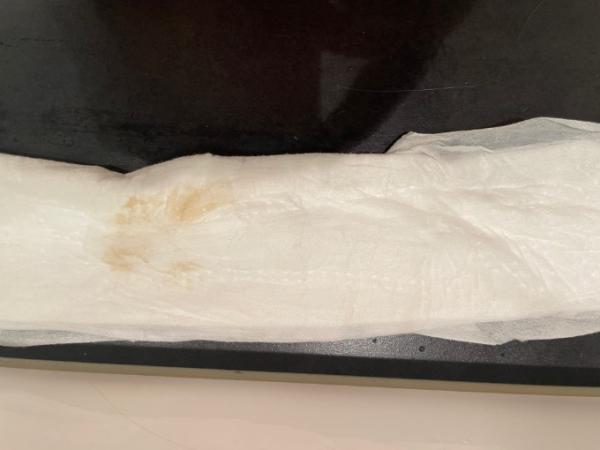 Bild zu Schmierblutung? Leicht bräunlicher Ausfluss - Kinderwunsch - was tun, um schwanger zu werden?