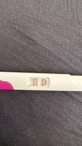 Bild zu Ist der Ovulationstest positiv? - Kinderwunsch - was tun, um schwanger zu werden?