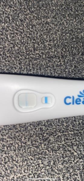 Bild zu Ist der Test positiv - Kinderwunsch - was tun, um schwanger zu werden?