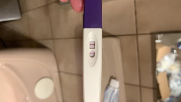 Bild zu Kinderwunsch- Ovulationstest . - Kinderwunsch - was tun, um schwanger zu werden?