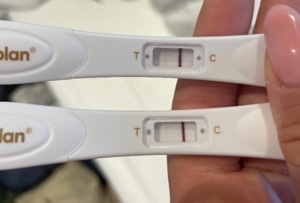 Bild zu Blutung + positiver Test - Kinderwunsch - was tun, um schwanger zu werden?