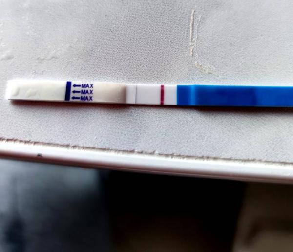 Bild zu Test positiv? - Kinderwunsch - was tun, um schwanger zu werden?