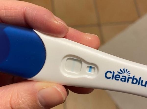 Bild zu Clearblue einmal positiv einmal negativ - Kinderwunsch - was tun, um schwanger zu werden?
