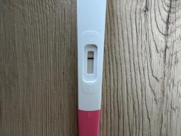 Bild zu Frühtest positiv normal negativ - Kinderwunsch - was tun, um schwanger zu werden?