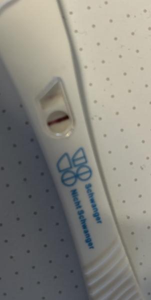 Bild zu Test leicht positiv - Kinderwunsch - was tun, um schwanger zu werden?