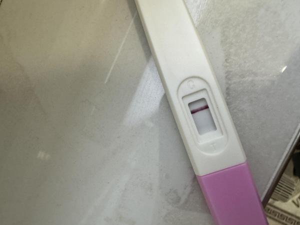 Bild zu 4+4 aber nur leichter Strich - Kinderwunsch - was tun, um schwanger zu werden?