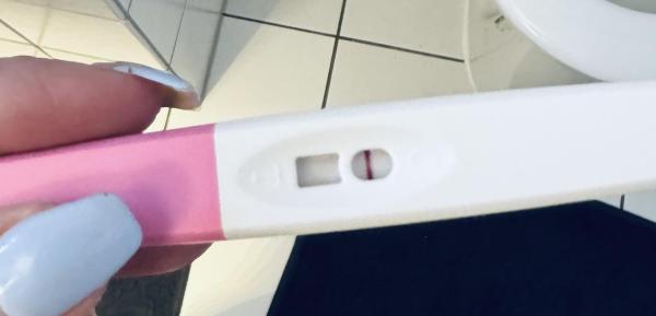 Bild zu ES+7 Einnistungsblutung? - Kinderwunsch - was tun, um schwanger zu werden?