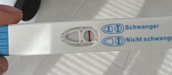 Bild zu ES+21, Test positiv? - Kinderwunsch - was tun, um schwanger zu werden?