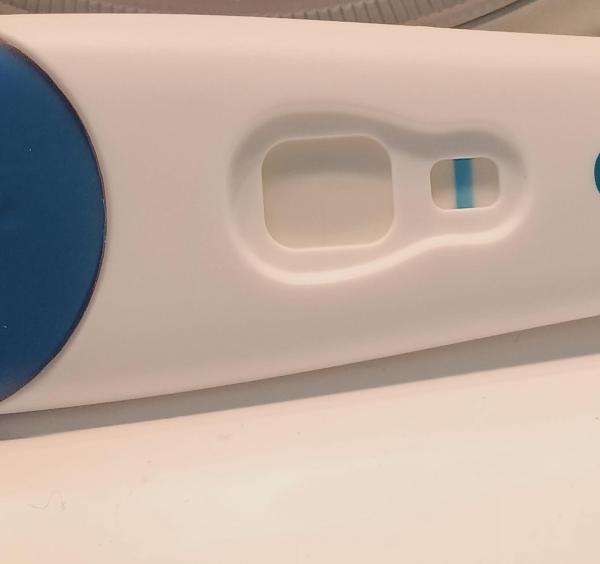 Bild zu ES+8 blauer Strich - Kinderwunsch - was tun, um schwanger zu werden?