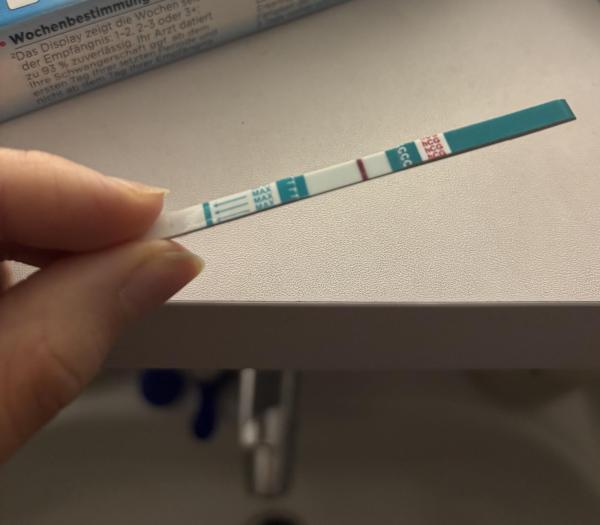 Bild zu CB Test auseinander gebaut - Kinderwunsch - was tun, um schwanger zu werden?