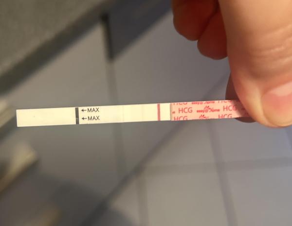 Bild zu Positive Schwangerschaftstests an ES+14 - Kinderwunsch - was tun, um schwanger zu werden?