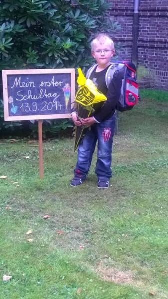 Bild zu So jetzt haben wir die Einschulung auch hinter uns :-) - 1. Schuljahr Forum - Elternforum