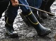 Bild zu mein Sohn ist 13 Jahre alt und trägt gerne Gummistiefel - 1. Schuljahr Forum - Elternforum