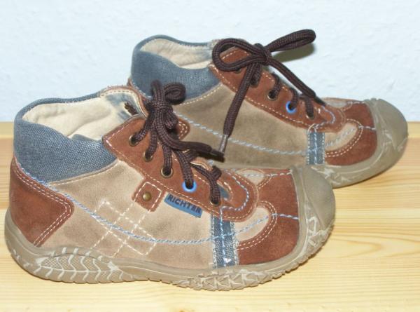 Bild zu 2 Paar Halbschuhe für Jungs Gr.25 abzugeben (Richter + Der kleine Muck) !!! - Sparforum - Forum rund ums Sparen