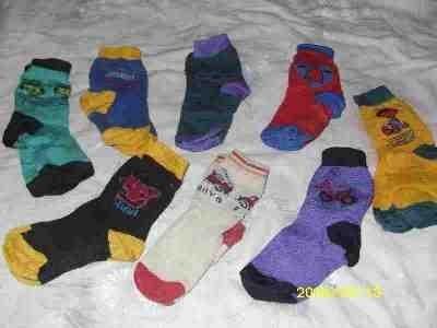Bild zu VERSCHENKE : Jungen Sockenpaket 8 Paar teilweise neu Gr. 23-27 - Sparforum - Forum rund ums Sparen