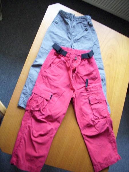 Bild zu 2 Hosen Größe 104 abzugeben - Sparforum - Forum rund ums Sparen