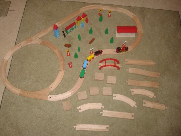 Bild zu Holzeisenbahn zu verkaufen - Sparforum - Forum rund ums Sparen