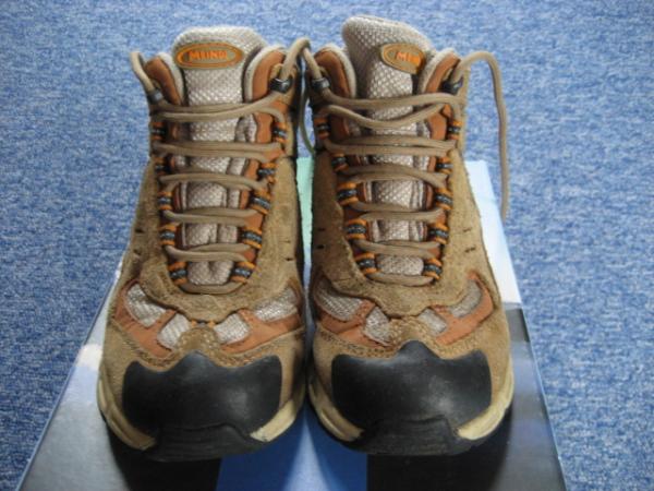 Bild zu Meindl Wanderschuhe Gr.30 und Mädchenkleidung 104-116 zu verkaufen - Sparforum - Forum rund ums Sparen