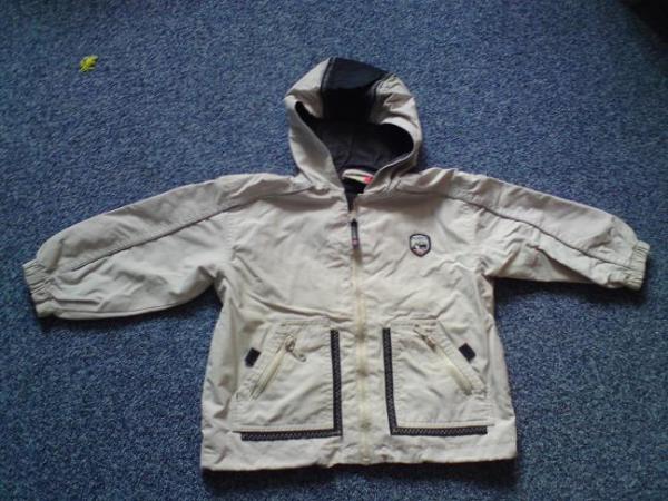 Bild zu Jungenübergangsjacke Gr.98 zu verkaufen... - Sparforum - Forum rund ums Sparen