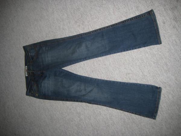 Bild zu vier neue Jeans Gr. 42  vielleicht Anja1867/Heidi 30? - Sparforum - Forum rund ums Sparen
