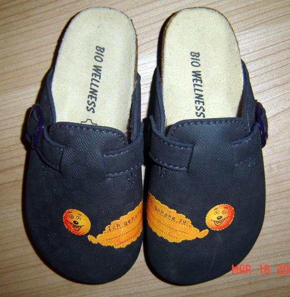 Bild zu Abzugeben: Kinderhausschuhe,Kinderrucksack,Kinderbücher - Sparforum - Forum rund ums Sparen