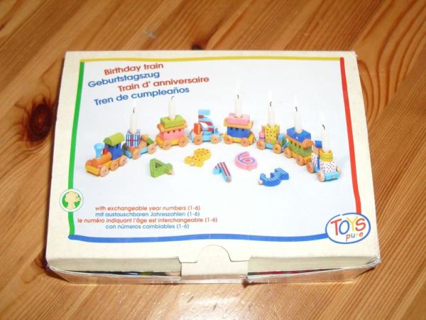 Bild zu Verkaufe Geburtstagszug aus Holz - Sparforum - Forum rund ums Sparen