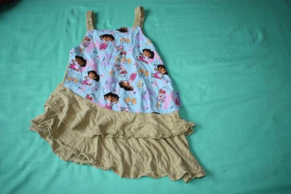 Bild zu tolles Dora Kleid von Roos Bizz Kidz abzugeben Gr. 98 - Sparforum - Forum rund ums Sparen