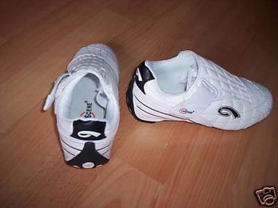 Bild zu INSCENE neue Sneaker abzugeben Gr. 28 - Sparforum - Forum rund ums Sparen