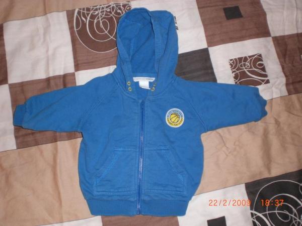 Bild zu VERKAUFE: super süße Sweatjacke von H&M Gr 62 in blau - Sparforum - Forum rund ums Sparen