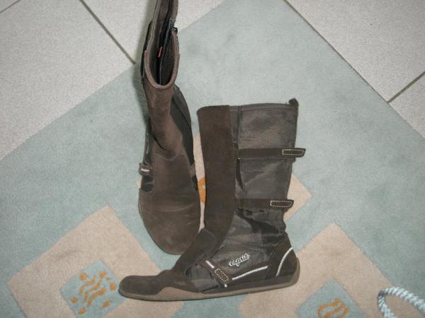 Bild zu ESPRIT Stiefel sportlich, gr.39 - Sparforum - Forum rund ums Sparen