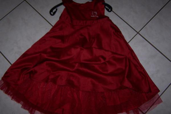 Bild zu Hello Kitty Kleid super toll Gr 104 - Sparforum - Forum rund ums Sparen