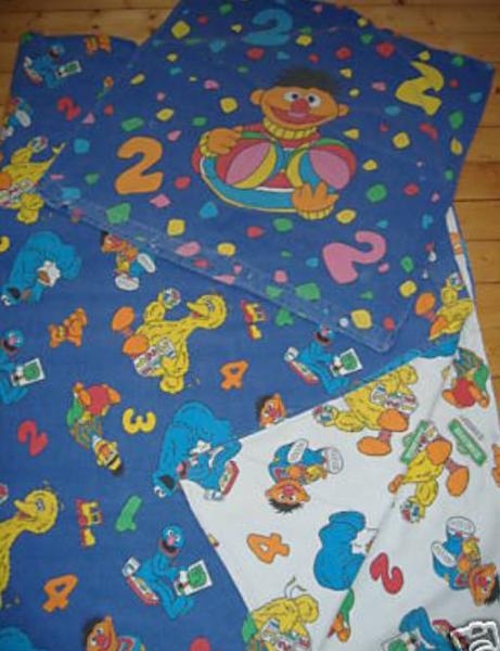 Bild zu Wende-Bettwäsche "SESAMSTRASSE" für´s große Bett abzugeben !!! - Sparforum - Forum rund ums Sparen