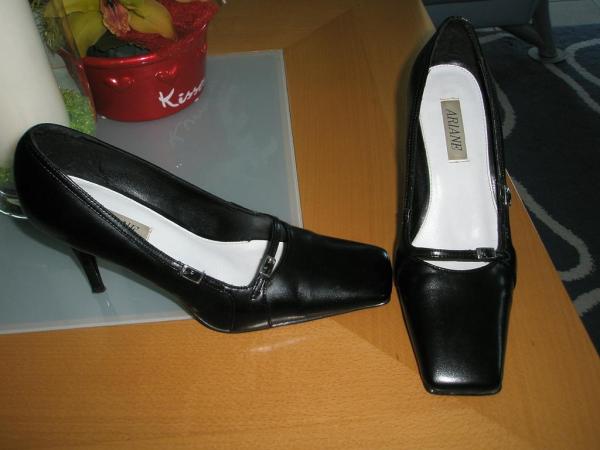 Bild zu PUMPS gr.40 NEU schwarz - Sparforum - Forum rund ums Sparen