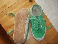 Bild zu Stoffschuhe giftgrün von Jako-o Gr. 32 - Sparforum - Forum rund ums Sparen