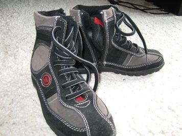 Bild zu Braucht jemand Kinderschuhe ? - Sparforum - Forum rund ums Sparen