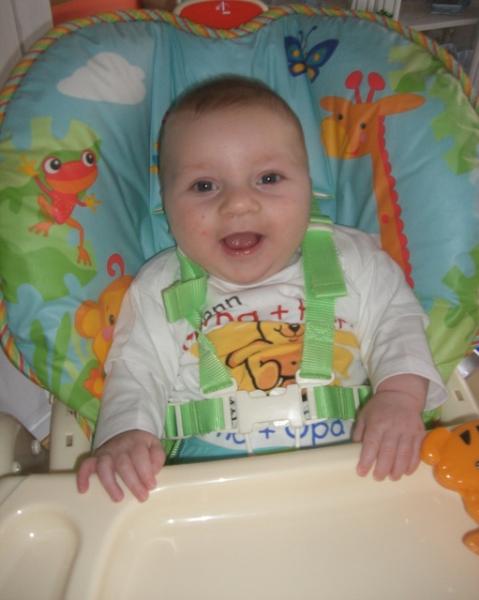 Bild zu schaut mal ,mein zwerg hat seinen ersten eigenen stuhl - Sparforum - Forum rund ums Sparen