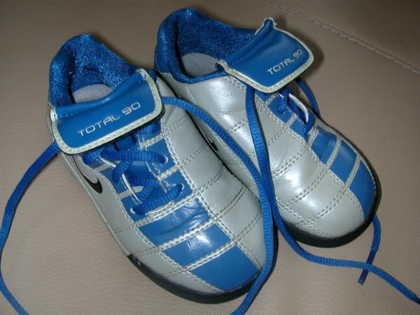 Bild zu NIKE Total 90 Turnschuhe in Gr. 23,5 - Sparforum - Forum rund ums Sparen