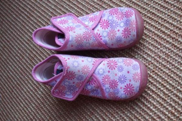 Bild zu Mädchenschuhe Gr. 25-29 abzugeben/Bild 1 - Sparforum - Forum rund ums Sparen