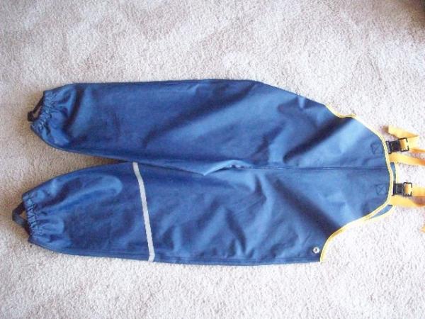 Bild zu Gummihose-Regenhose-Matschhose in gr. 104 - Sparforum - Forum rund ums Sparen