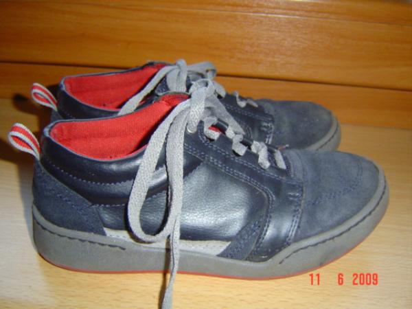 Bild zu Zu verschenken gg. Porto Jungsschuhe Gr. 33 - Sparforum - Forum rund ums Sparen