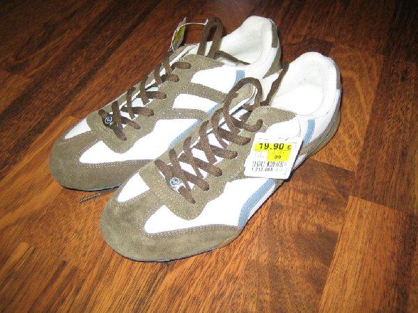 Bild zu Maiglöckchen und Tige wegen Schuhen - Sparforum - Forum rund ums Sparen